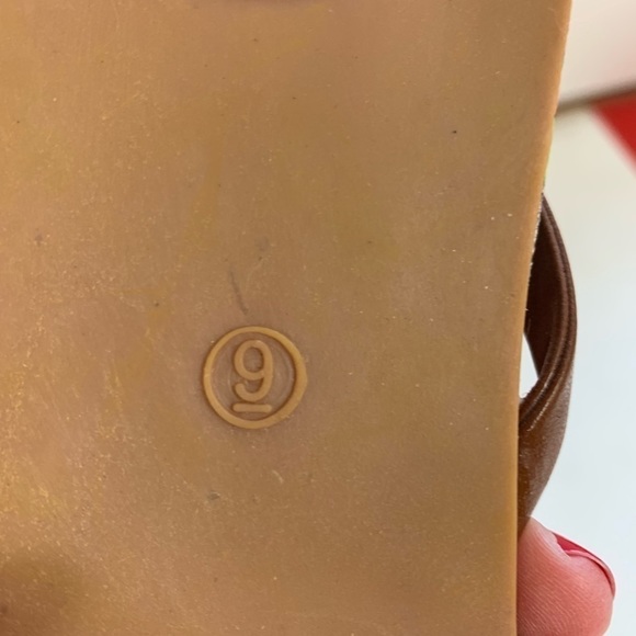 COPY - GD brand flip flop sandals size 9 - Picture 7 of 7